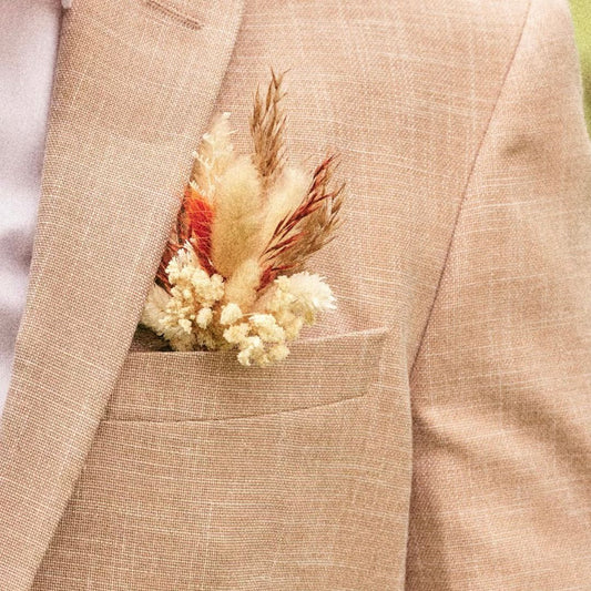 Les Boutonnières
