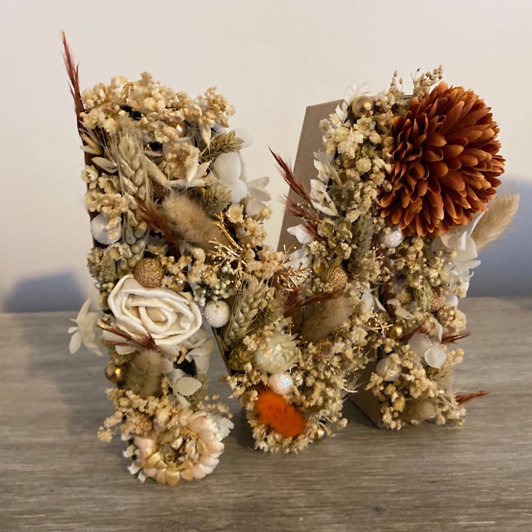 Lettres ou Chiffres en Fleurs Séchées